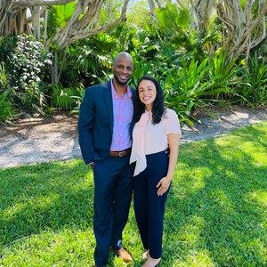 Meet your Posher, Sandris